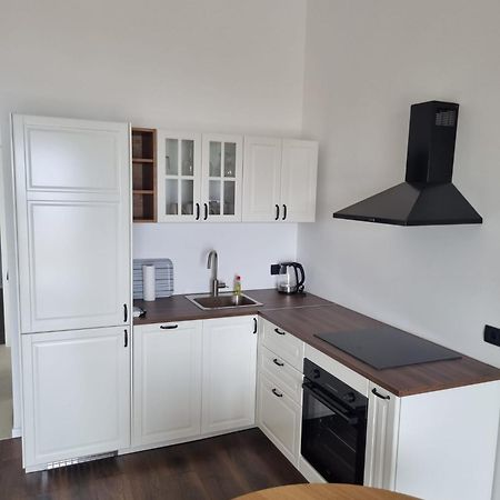 Superior Apartments Luka Бол Екстериор снимка