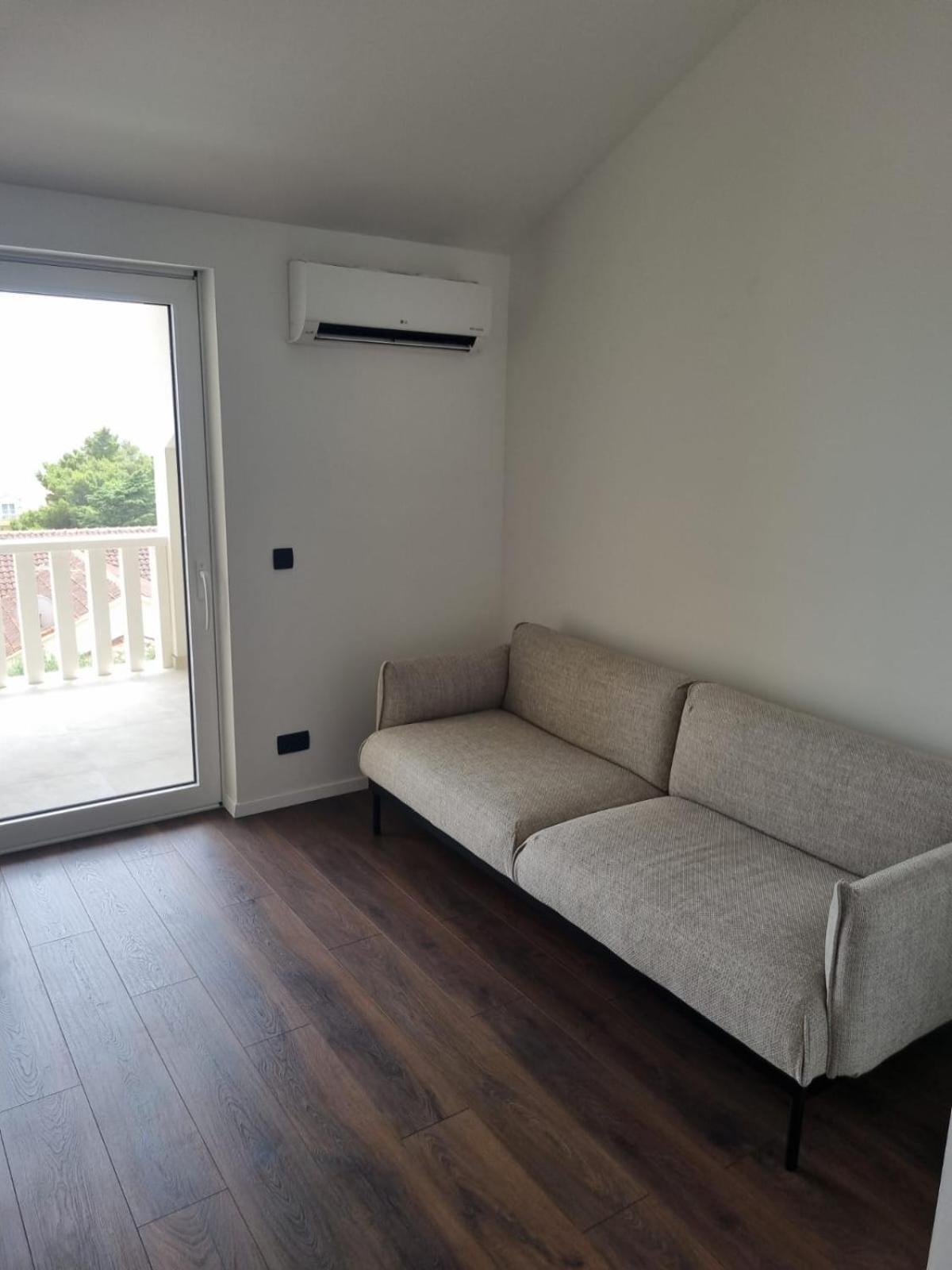 Superior Apartments Luka Бол Екстериор снимка